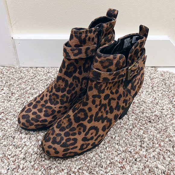 Shoes - Cheetah Boots NWOT